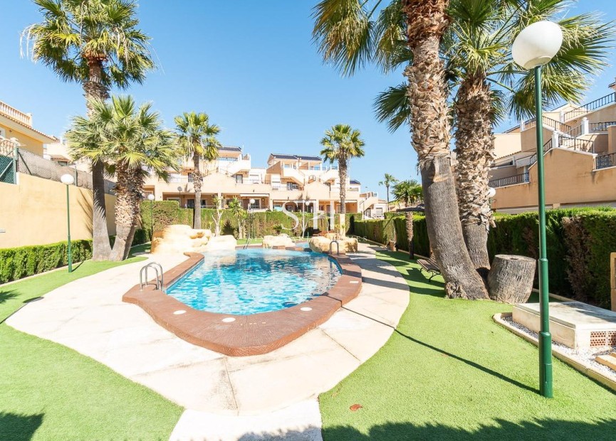 Odsprzedaż - Bungalow - Orihuela Costa - Los Almendros-La Florida