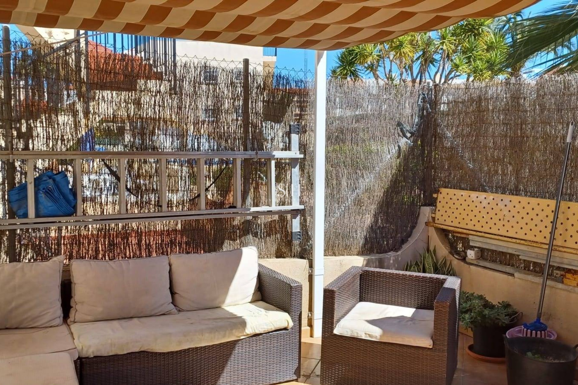 Odsprzedaż - Bungalow - Orihuela Costa - Los Almendros-la Florida