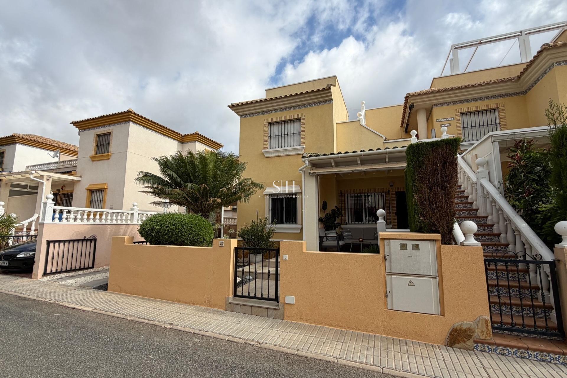 Odsprzedaż - Bungalow - Orihuela Costa - Los Dolses