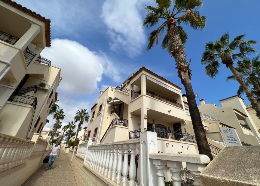 Odsprzedaż - Bungalow - Orihuela Costa - Playa Flamenca