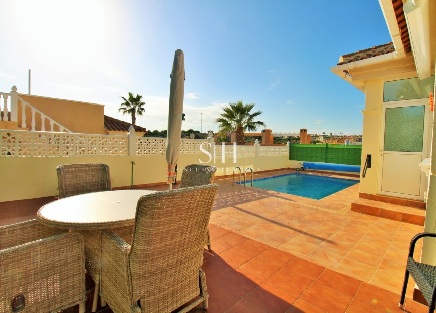 Odsprzedaż - Bungalow - Orihuela Costa - Villamartin