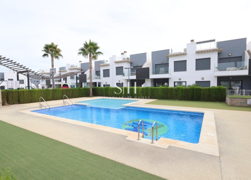 Odsprzedaż - Bungalow - Pilar de la Horadada - Costa Blanca