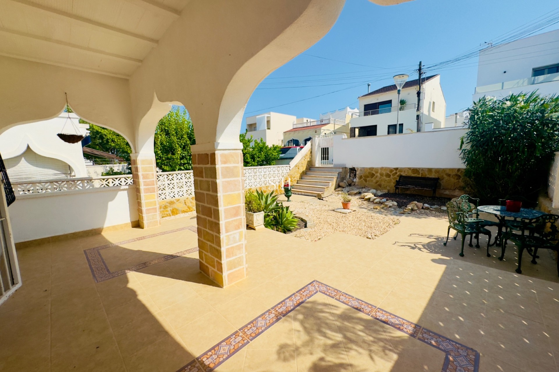 Odsprzedaż - Bungalow - San Miguel de Salinas