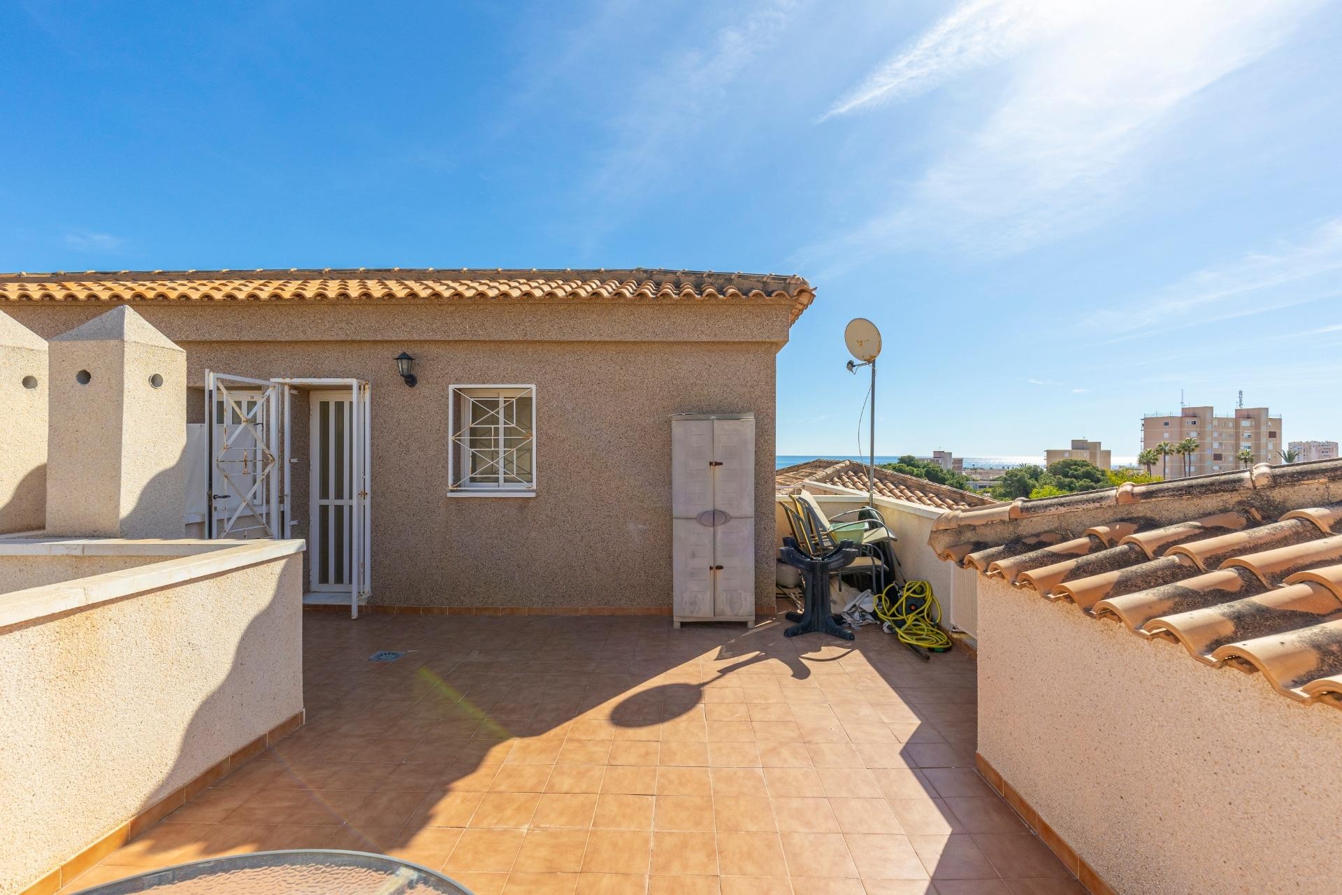 Odsprzedaż - Bungalow - Torrevieja - Aguas Nuevas 2