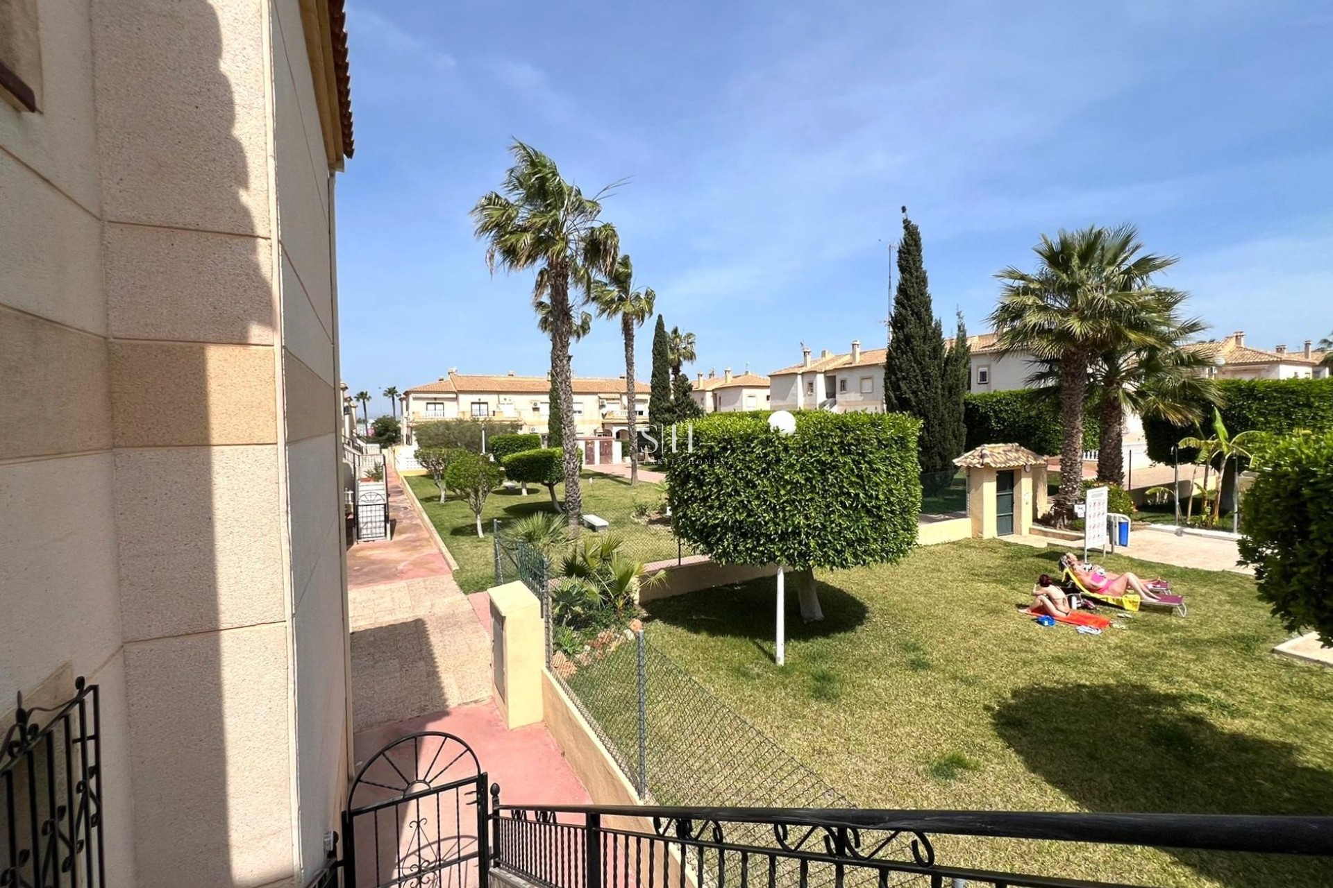 Odsprzedaż - Bungalow - Torrevieja - aguas nuevas