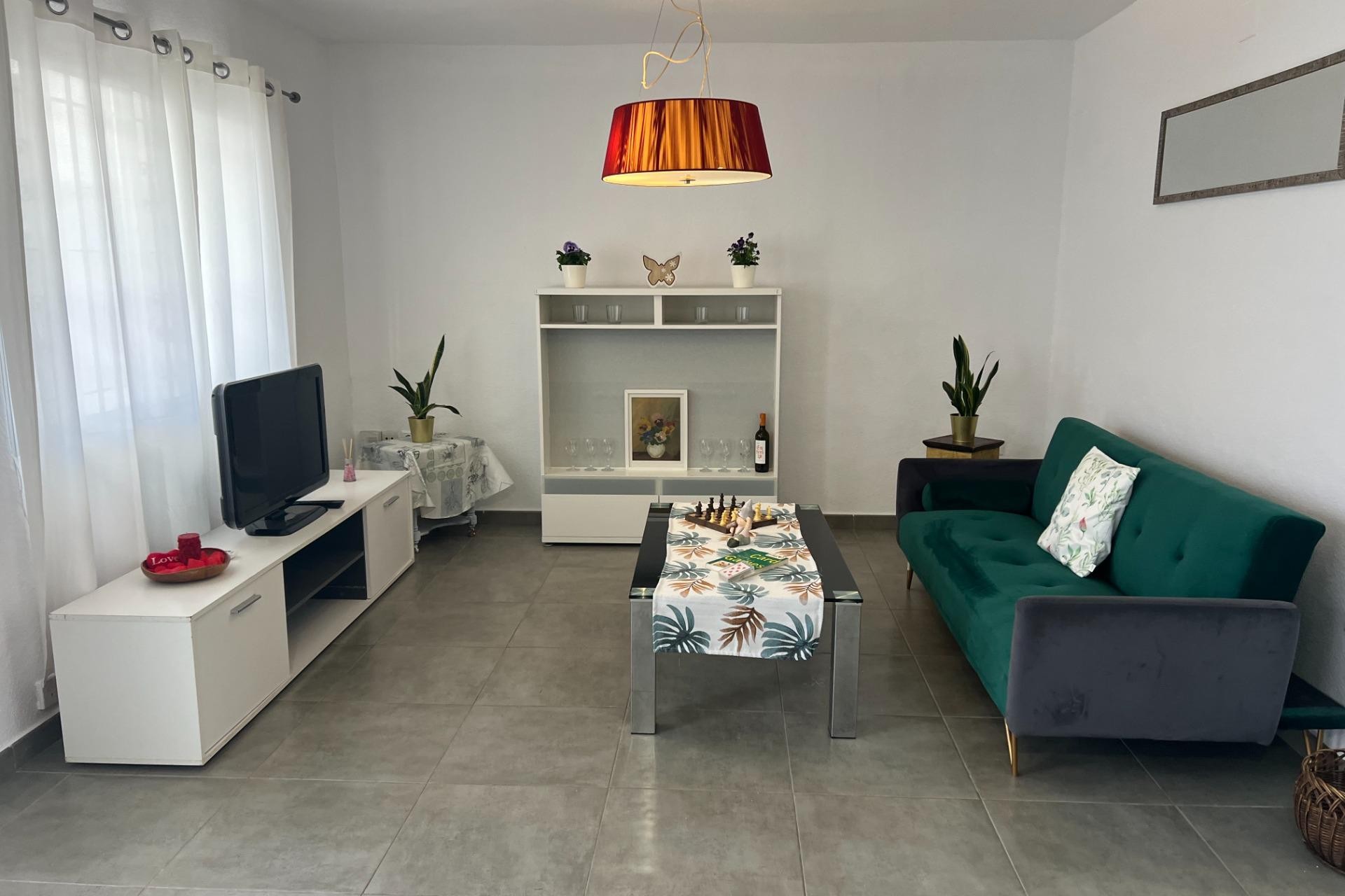 Odsprzedaż - Bungalow - Torrevieja - Calas Blanca