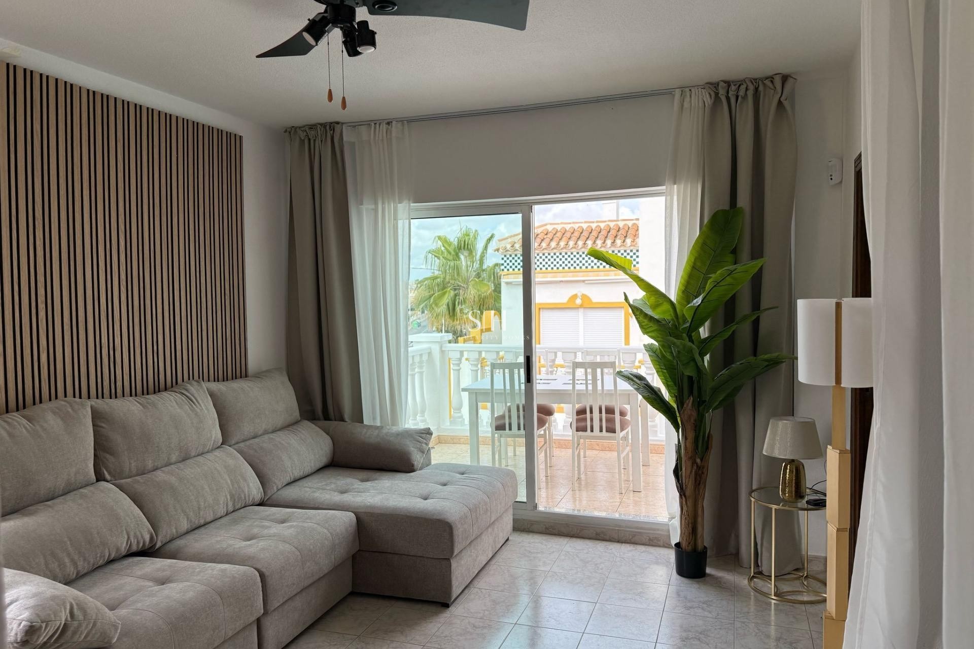 Odsprzedaż - Bungalow - Torrevieja - Cañada Del Molino