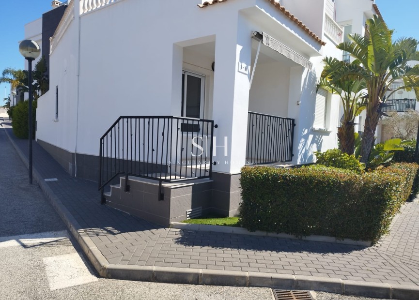 Odsprzedaż - Bungalow - Torrevieja - Costa Blanca