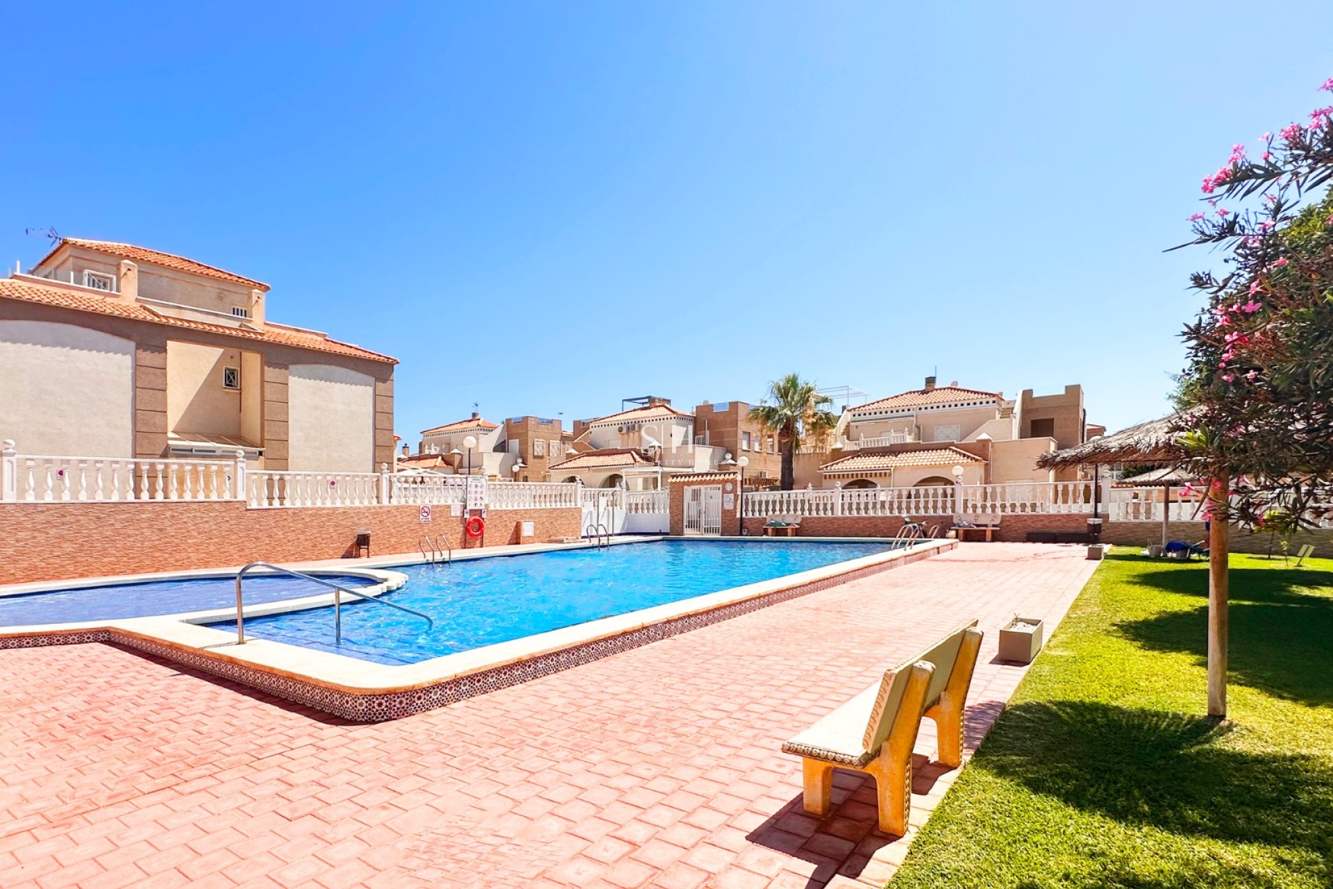 Odsprzedaż - Bungalow - Torrevieja - Costa Blanca