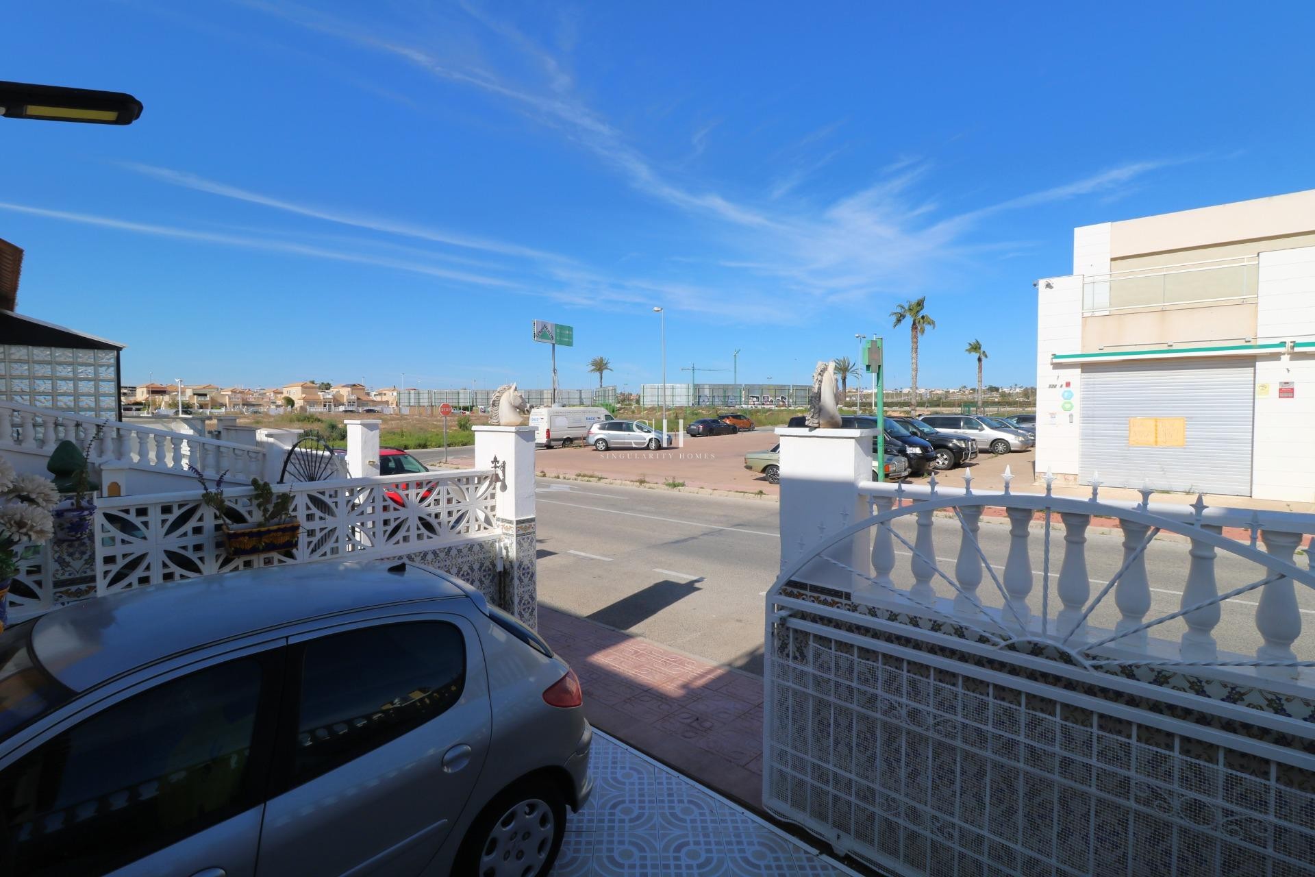 Odsprzedaż - Bungalow - Torrevieja - El Limonar