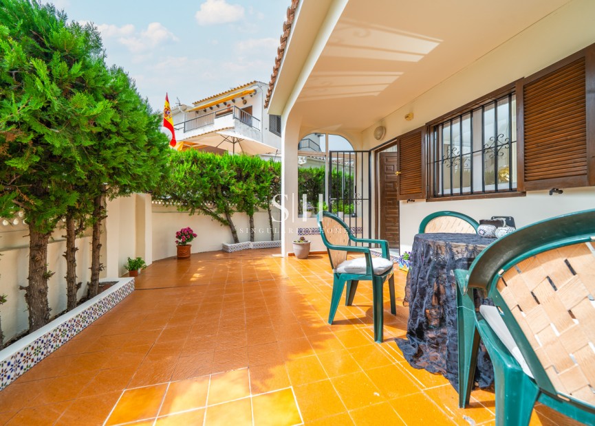 Odsprzedaż - Bungalow - Torrevieja - La Mata