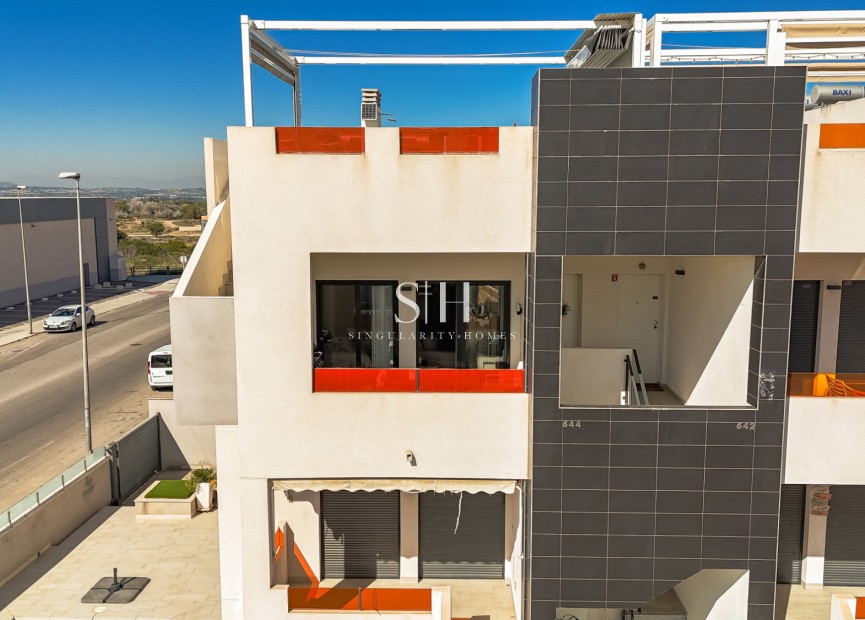 Odsprzedaż - Bungalow - Torrevieja - Los Altos