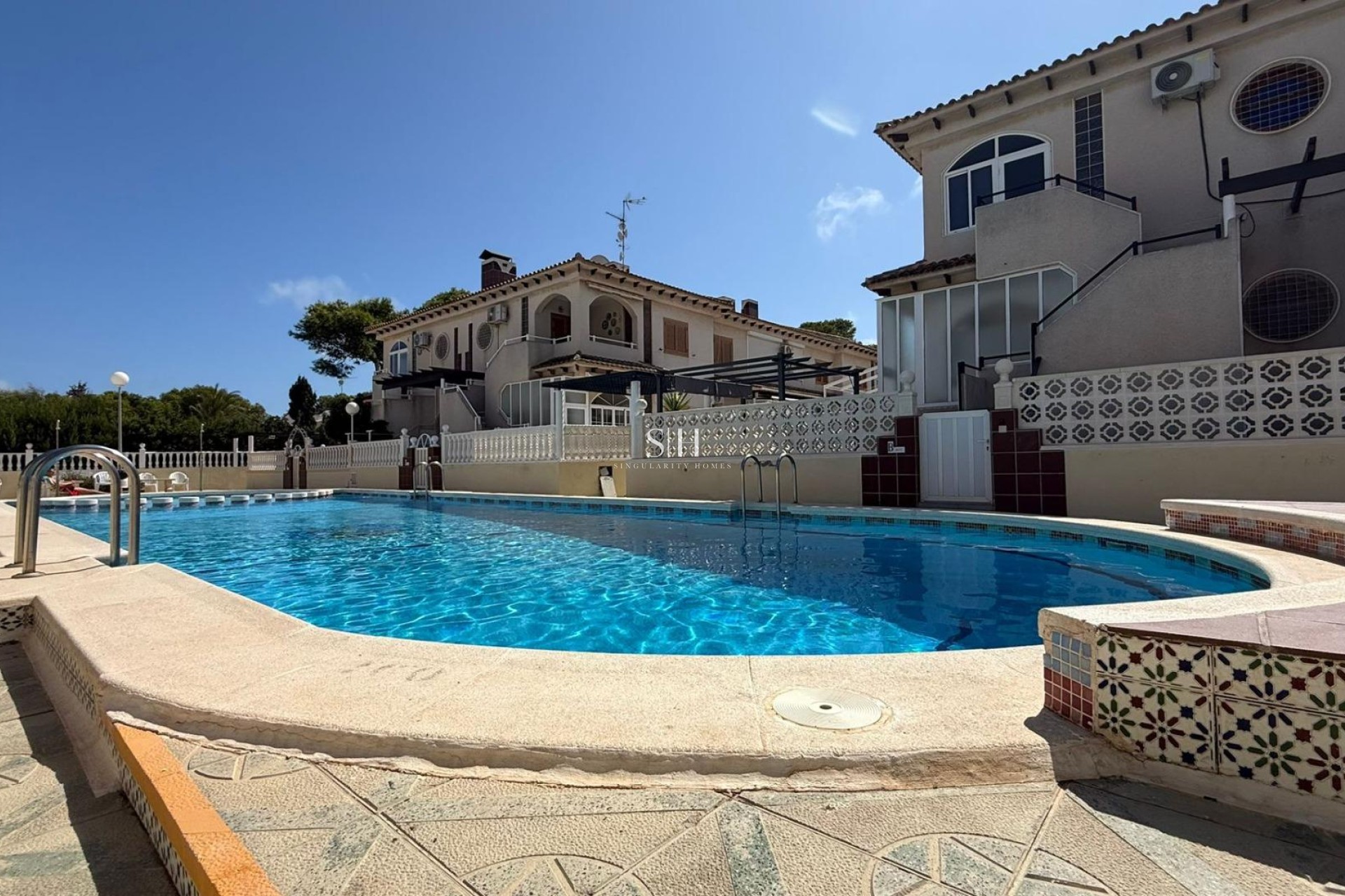 Odsprzedaż - Bungalow - Torrevieja - Punta prima
