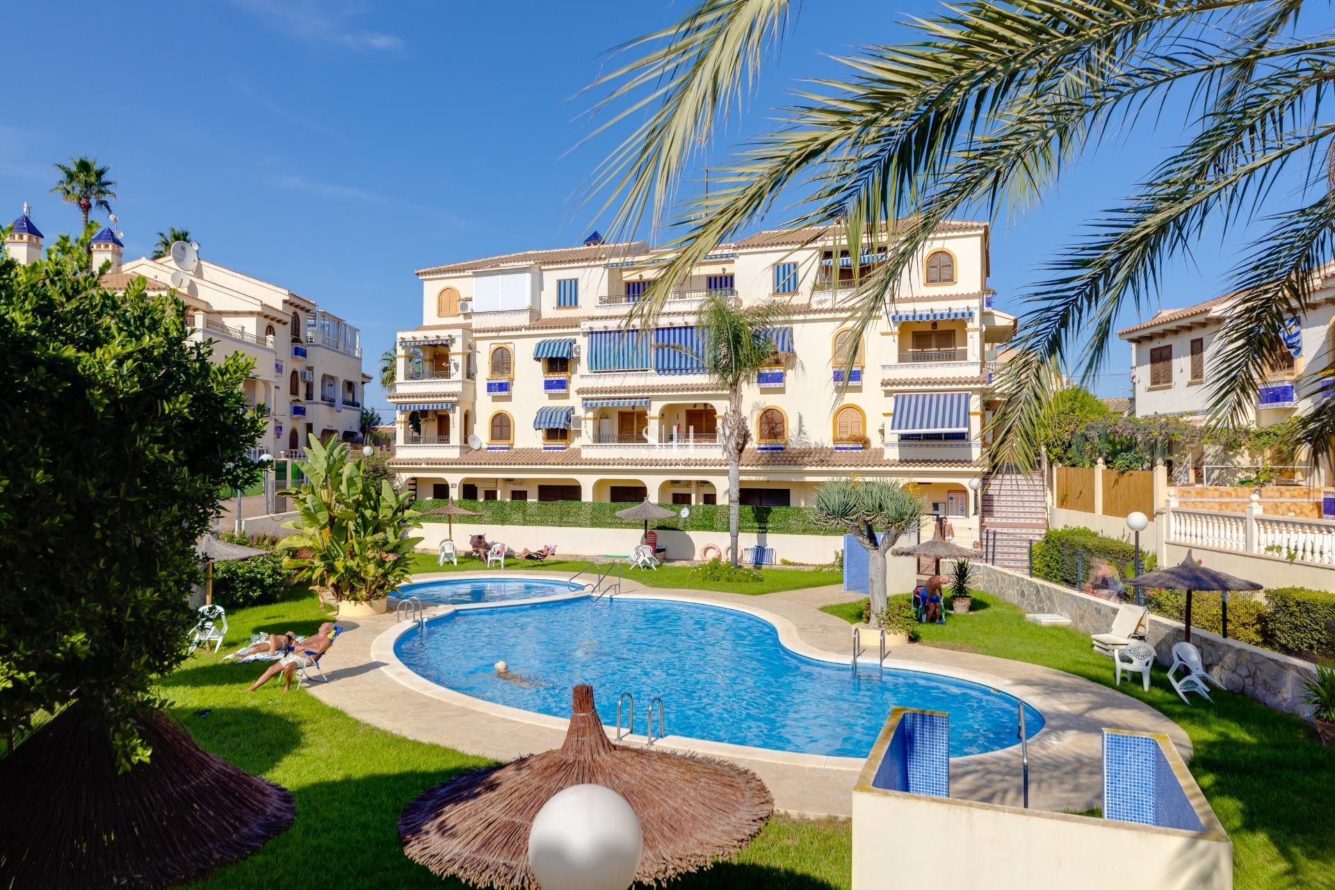 Odsprzedaż - Bungalow - Torrevieja - Torre la mata