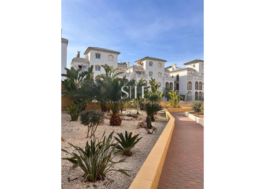 Odsprzedaż - Bungalow - Torrevieja - Torre la mata