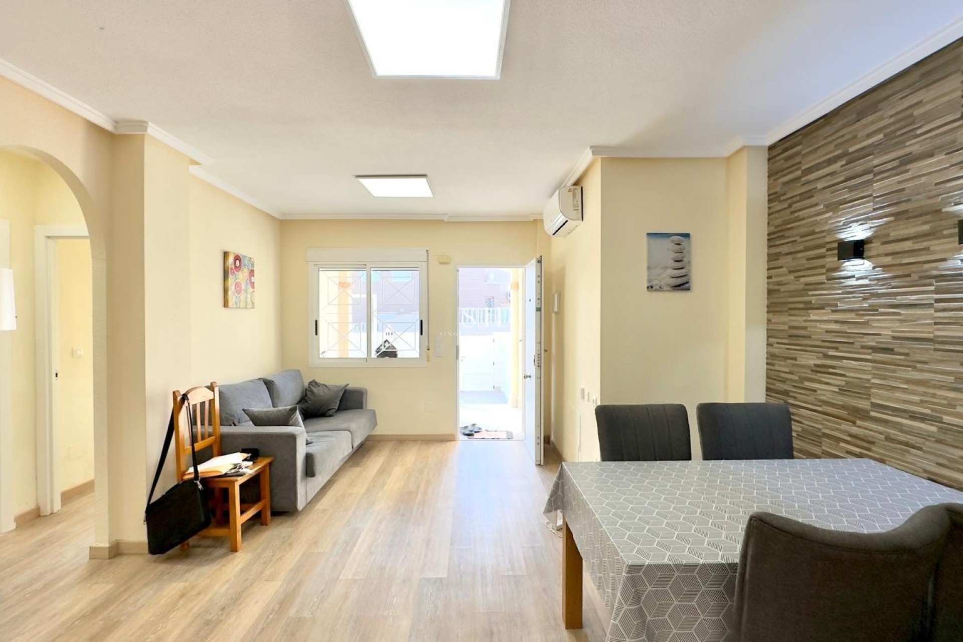 Odsprzedaż - Bungalow - Torrevieja - Torreblanca