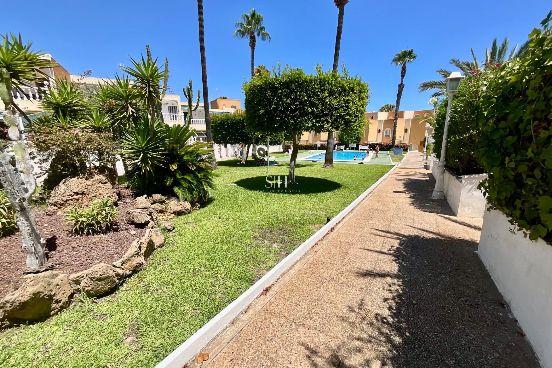 Odsprzedaż - Bungalow - Torrevieja - Torreblanca