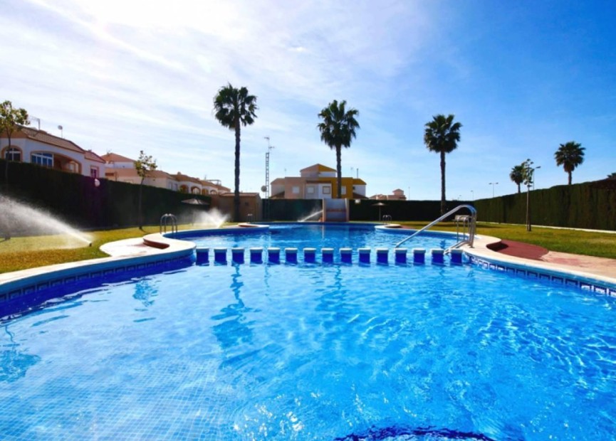 Odsprzedaż - Bungalow - Torrevieja - Torretas