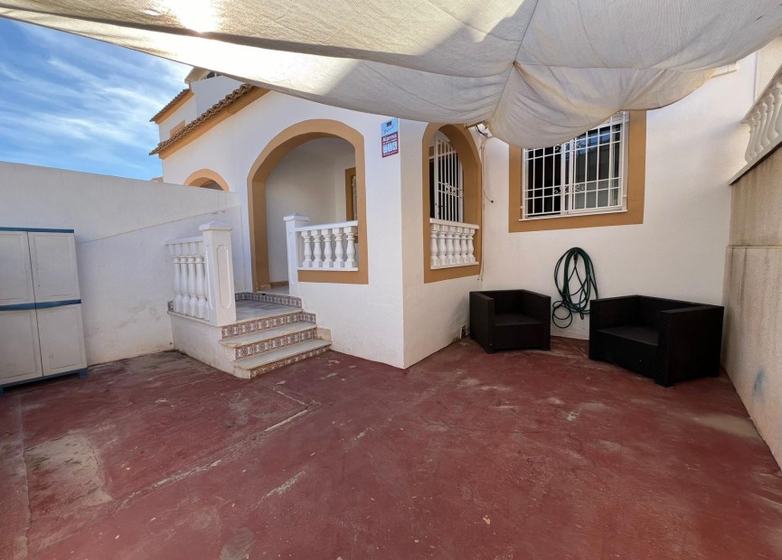 Odsprzedaż - Bungalow - Torrevieja - Torretas