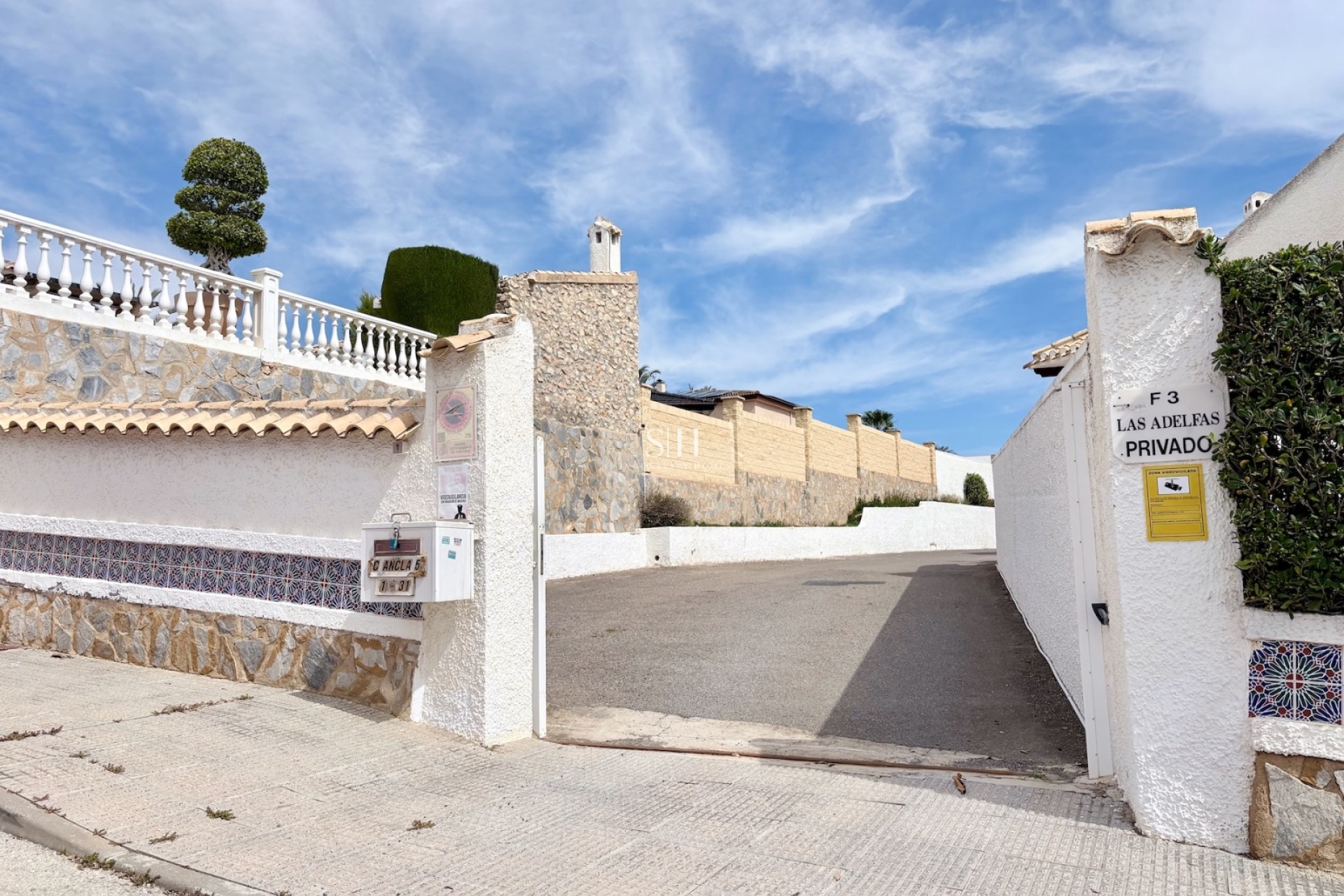 Odsprzedaż - Dom - Orihuela Costa - Cabo Roig
