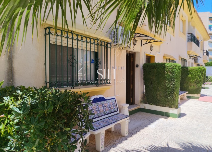 Odsprzedaż - Dom - Orihuela Costa - Costa Blanca