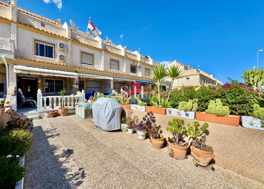 Odsprzedaż - Dom - Orihuela Costa - Las Filipinas