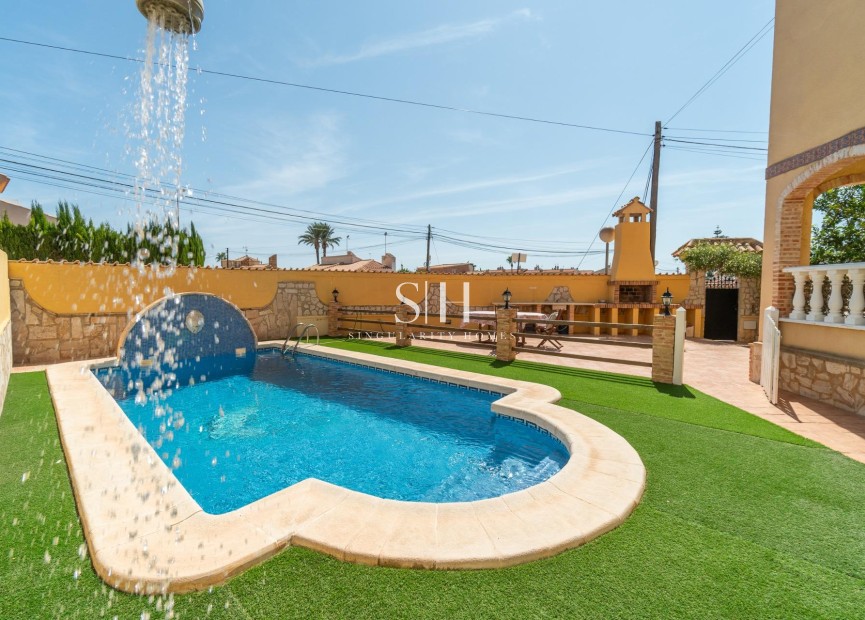 Odsprzedaż - Dom - Orihuela Costa - Los Almendros-La Florida