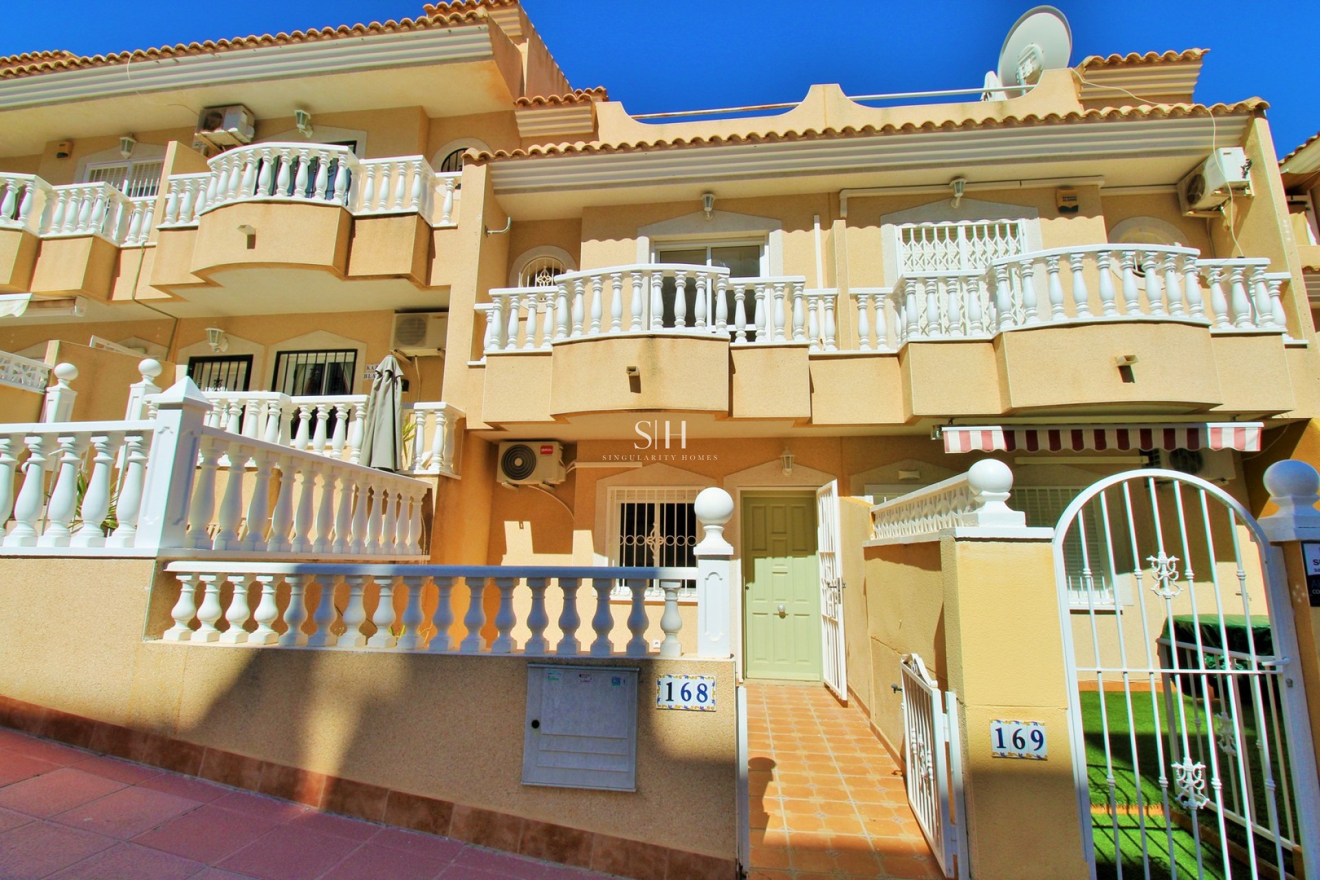 Odsprzedaż - Dom - Orihuela Costa - Villamartin