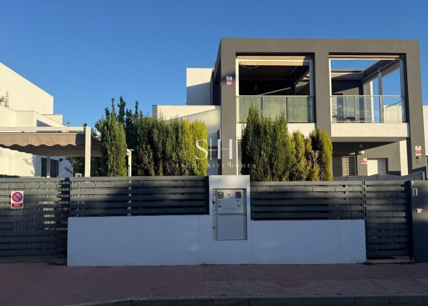 Odsprzedaż - Dom - Torrevieja - aguas nuevas