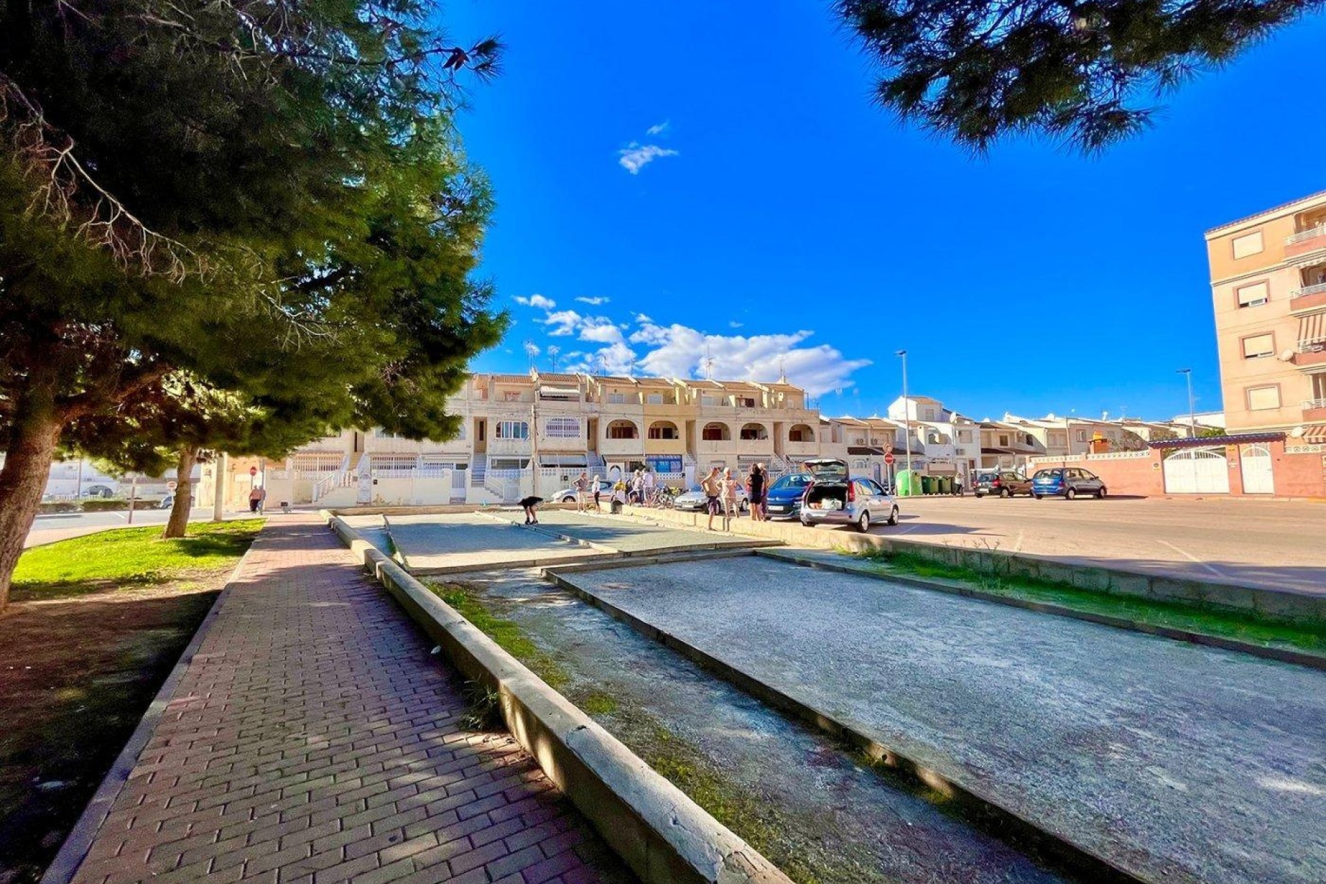 Odsprzedaż - Dom - Torrevieja - Calas Blanca