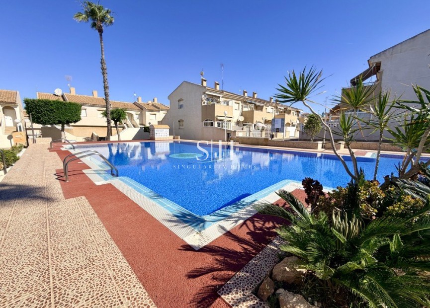 Odsprzedaż - Dom - Torrevieja - Costa Blanca