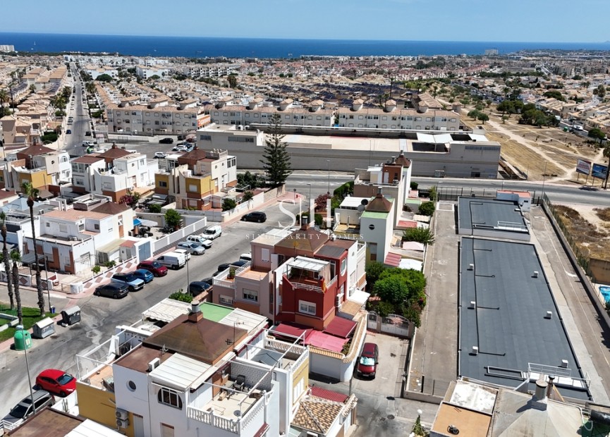 Odsprzedaż - Dom - Torrevieja - Costa Blanca