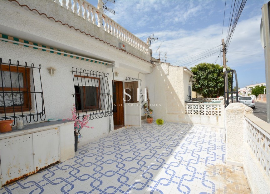 Odsprzedaż - Dom - Torrevieja - Costa Blanca