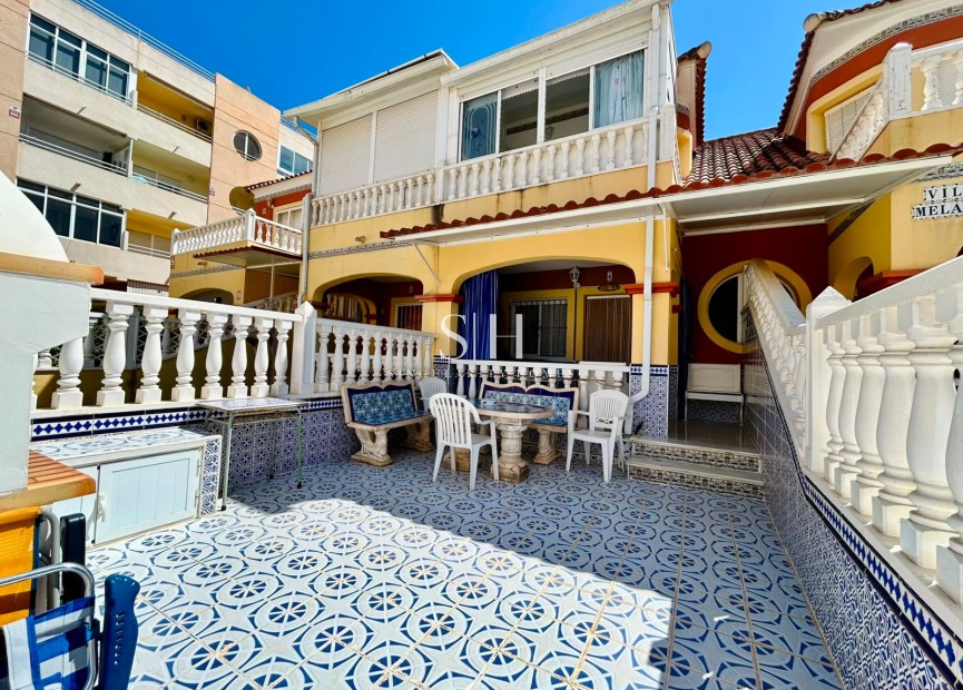 Odsprzedaż - Dom - Torrevieja - Costa Blanca