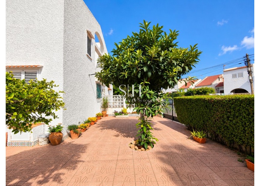 Odsprzedaż - Dom - Torrevieja - Costa Blanca
