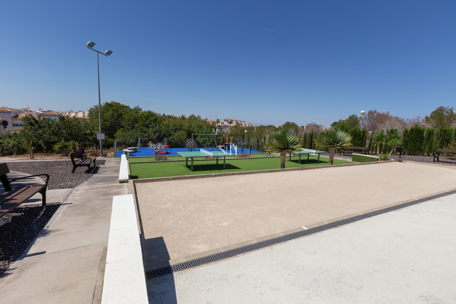 Odsprzedaż - Dom - Torrevieja - Los Altos