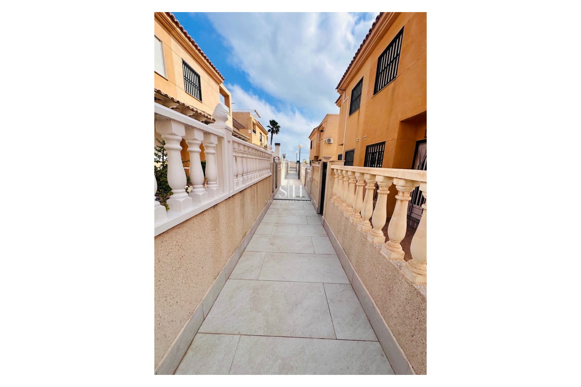 Odsprzedaż - Dom - Torrevieja - Los Frutales