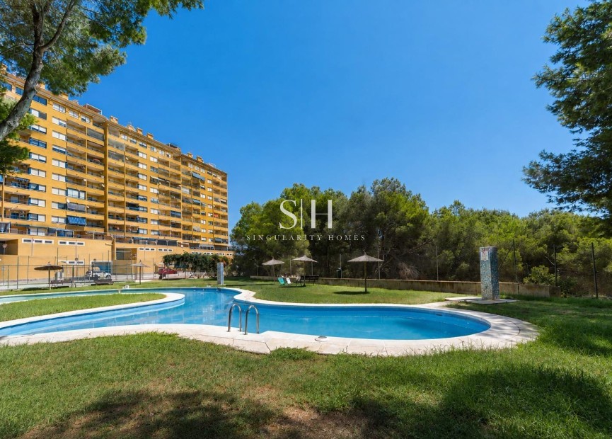 Odsprzedaż - Mieszkanie w bloku - Orihuela Costa - Altos de Campoamor