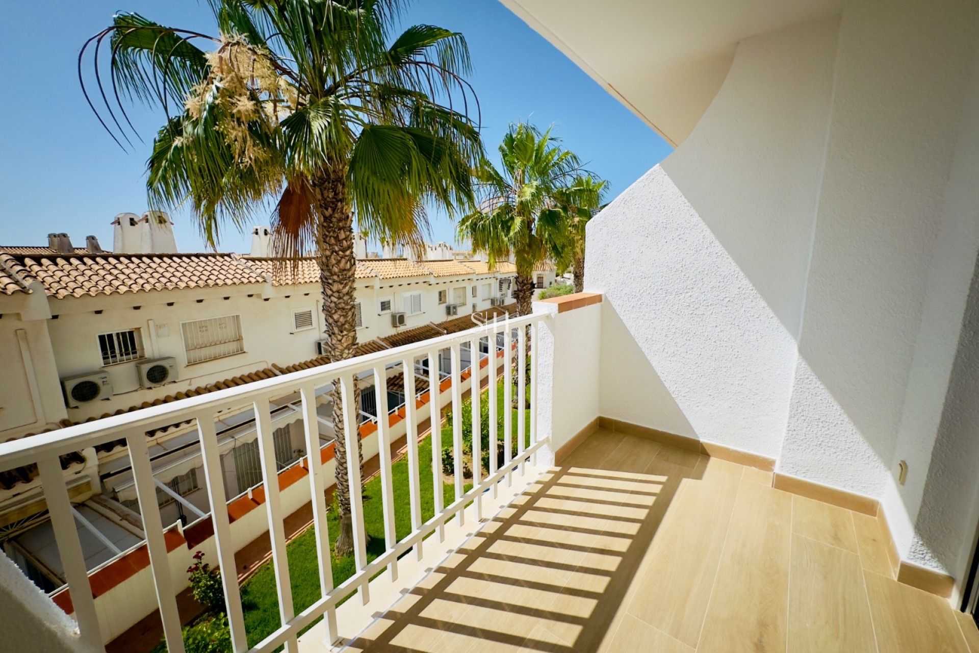 Odsprzedaż - Mieszkanie w bloku - Orihuela Costa - Campoamor