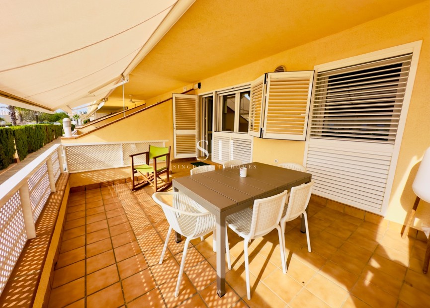 Odsprzedaż - Mieszkanie w bloku - Orihuela Costa - Campoamor