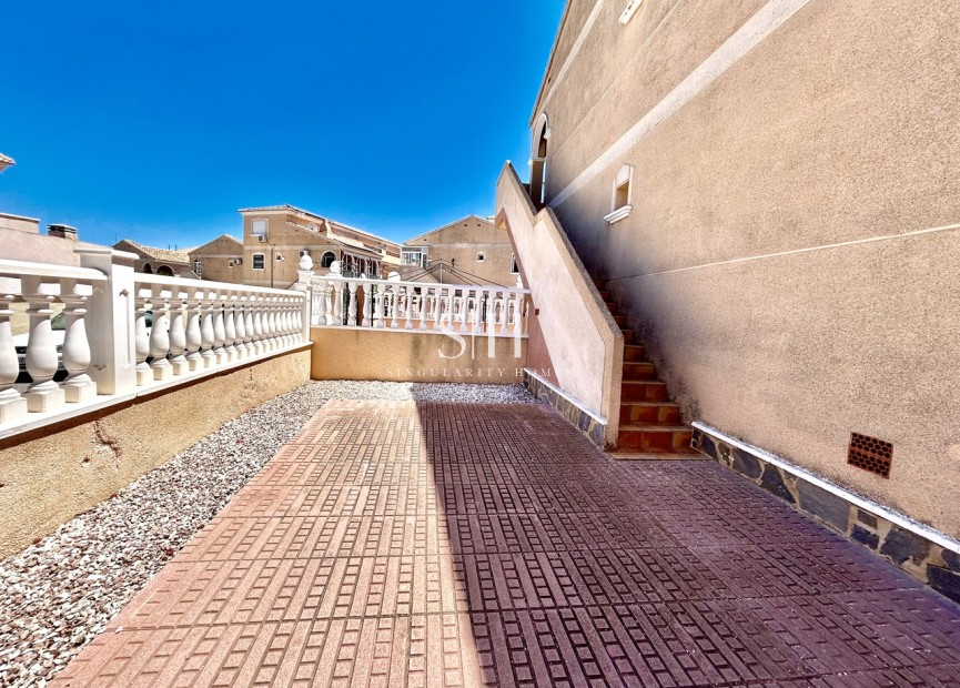 Odsprzedaż - Mieszkanie w bloku - Orihuela Costa - Costa Blanca