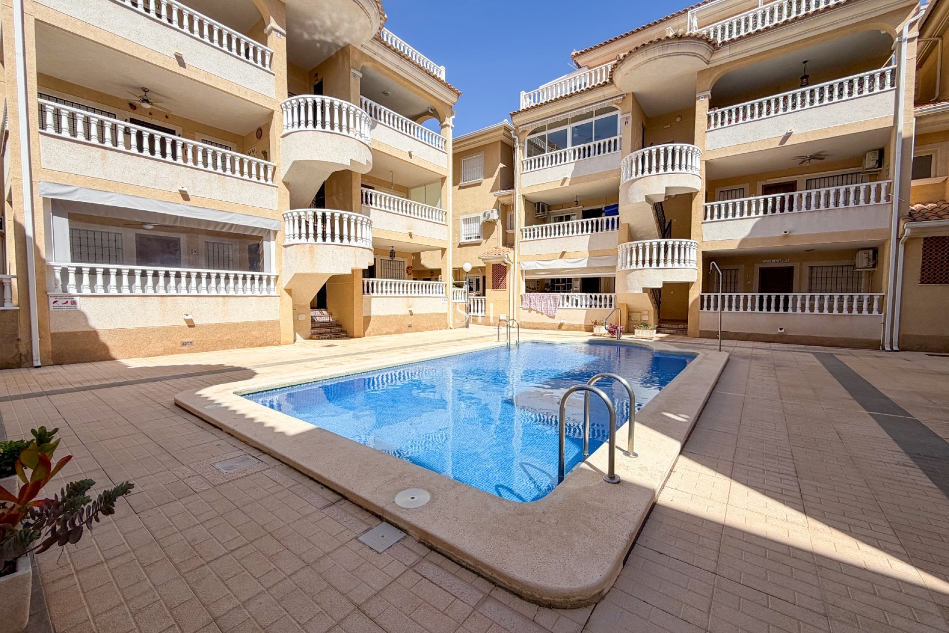 Odsprzedaż - Mieszkanie w bloku - Orihuela Costa - La Florida