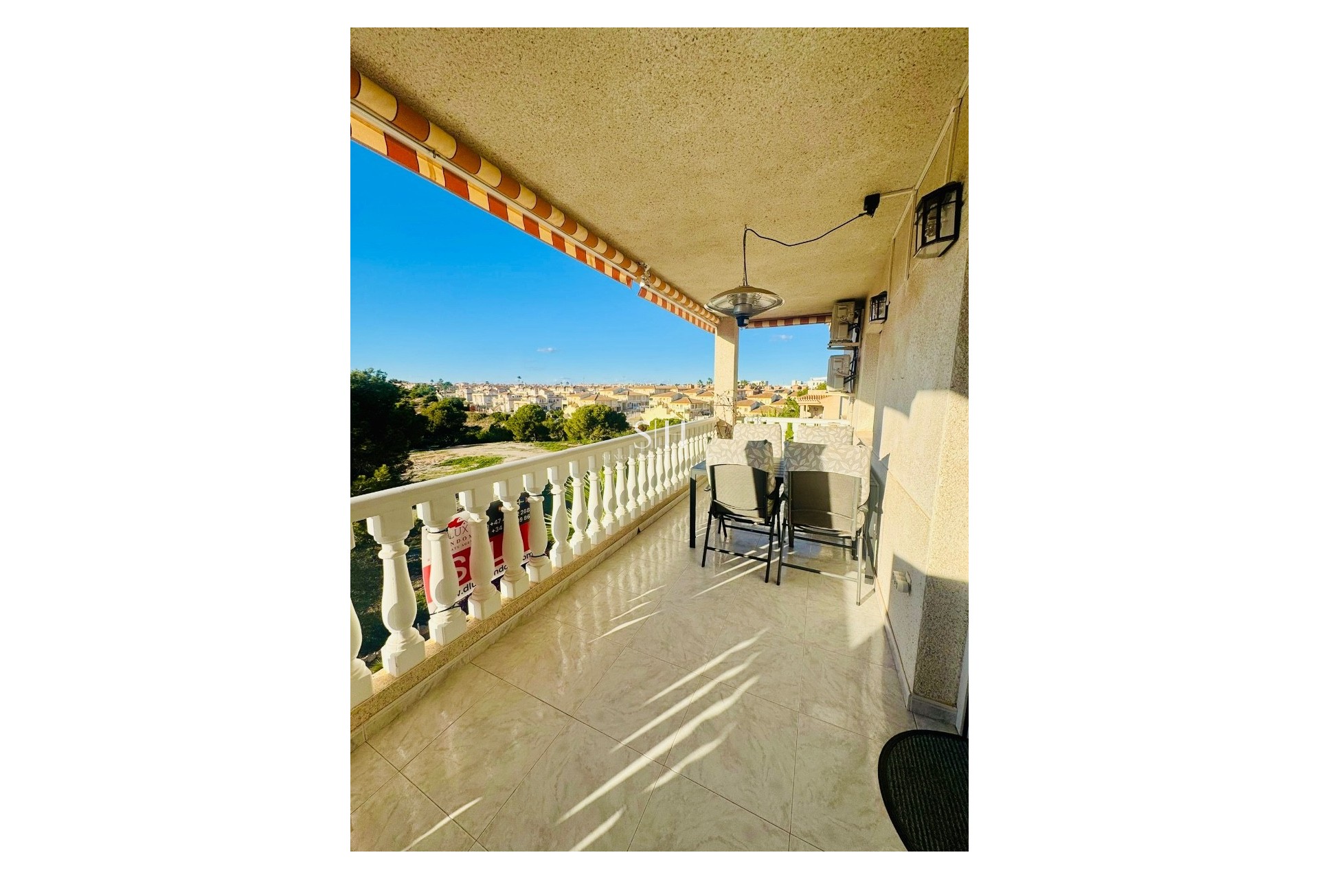 Odsprzedaż - Mieszkanie w bloku - Orihuela Costa - Playa Flamenca