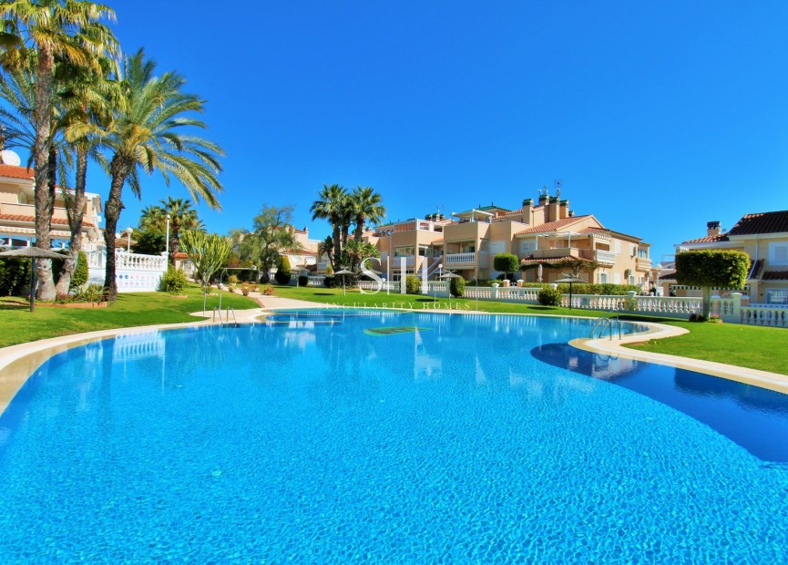 Odsprzedaż - Mieszkanie w bloku - Orihuela Costa - Playa Flamenca