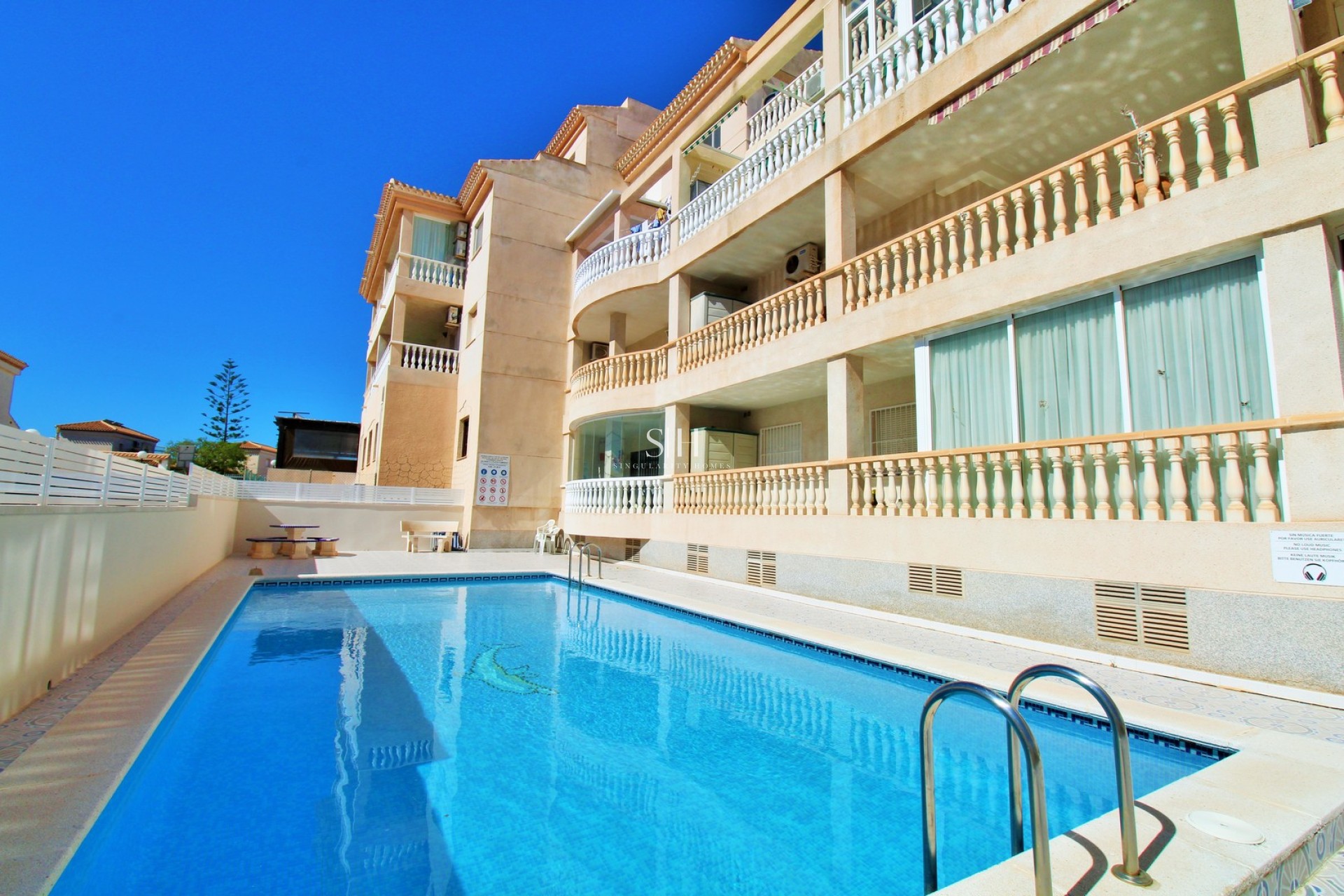 Odsprzedaż - Mieszkanie w bloku - Orihuela Costa - Playa Flamenca