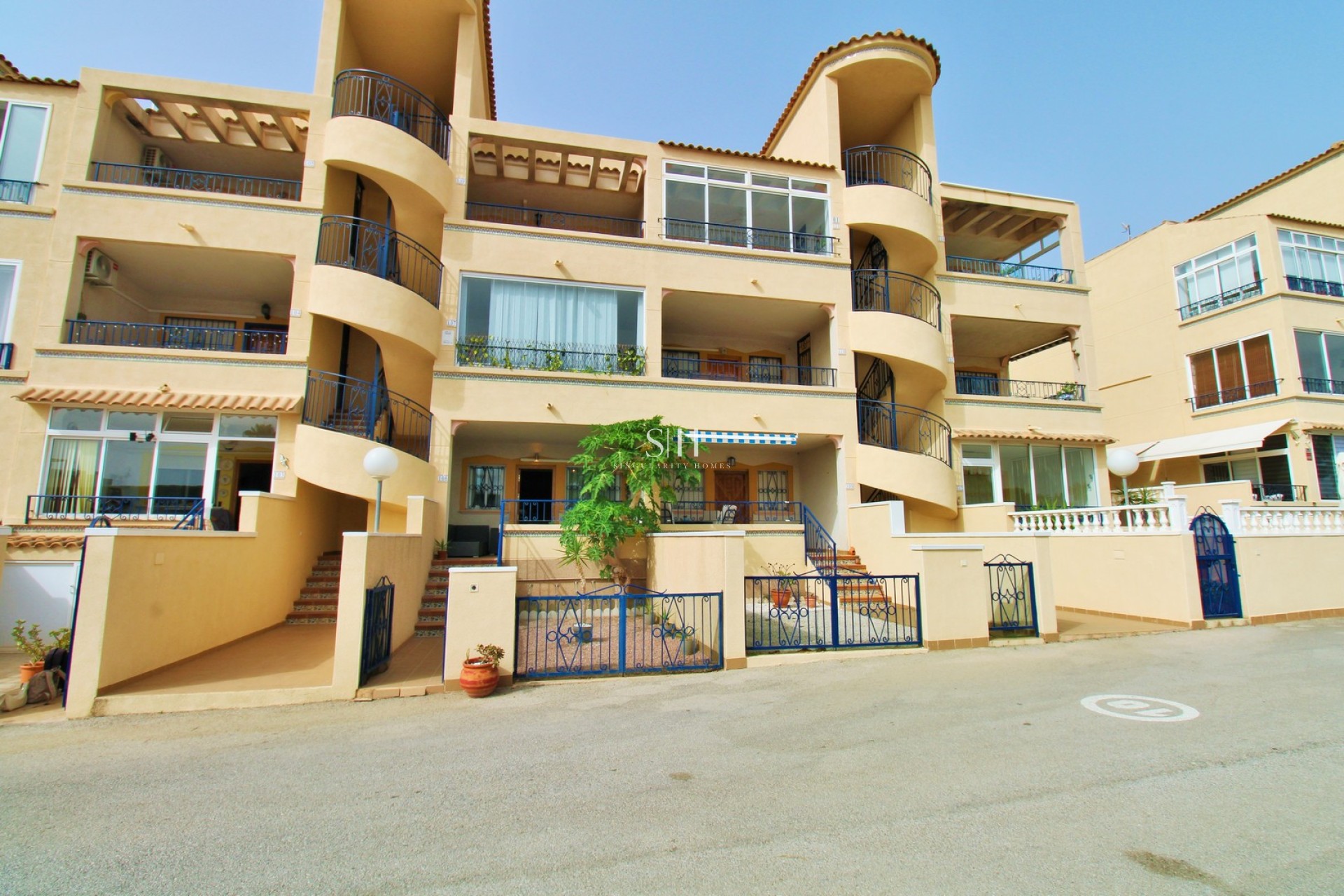 Odsprzedaż - Mieszkanie w bloku - Orihuela Costa - Punta Prima