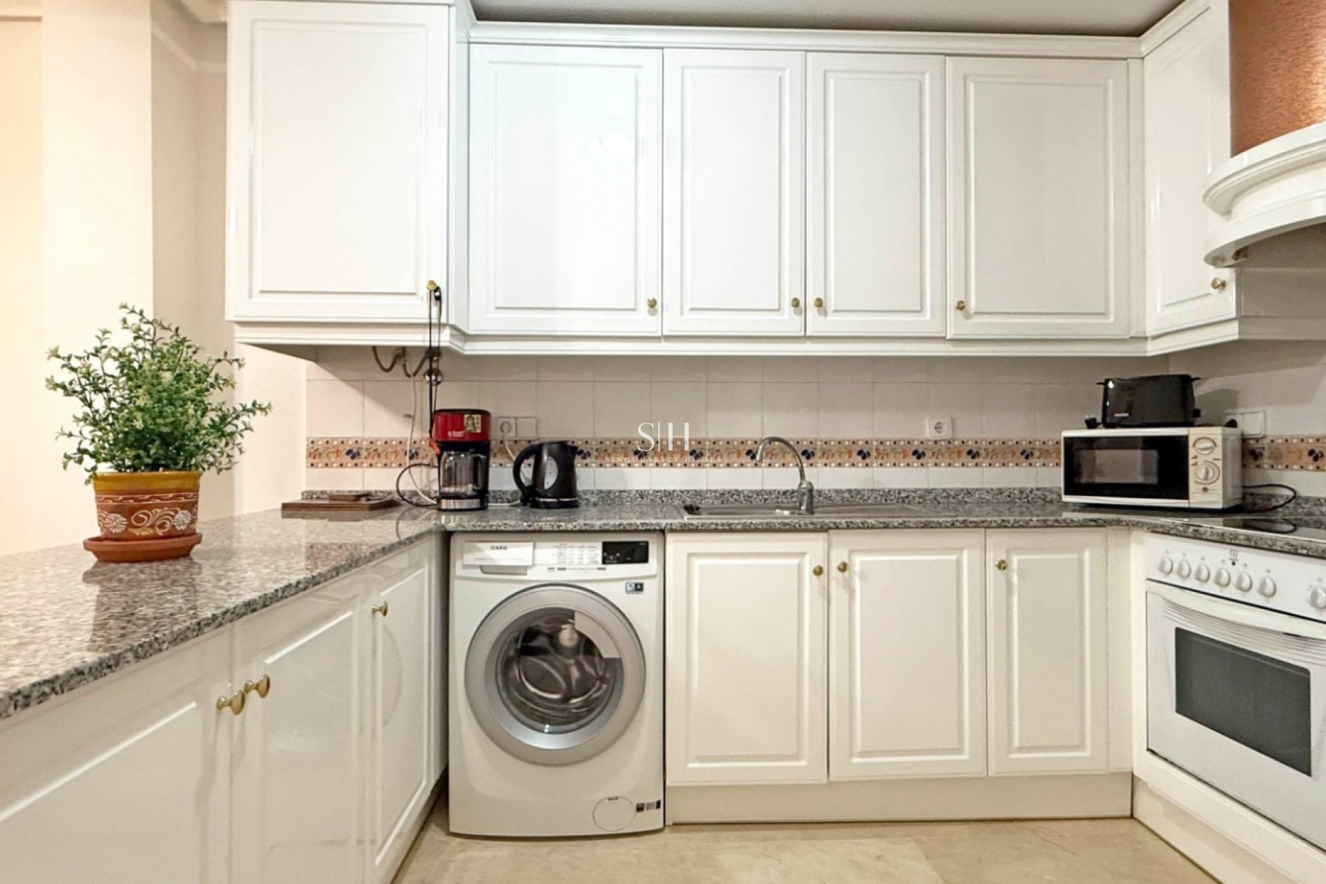 Odsprzedaż - Mieszkanie w bloku - Orihuela Costa - Villamartín