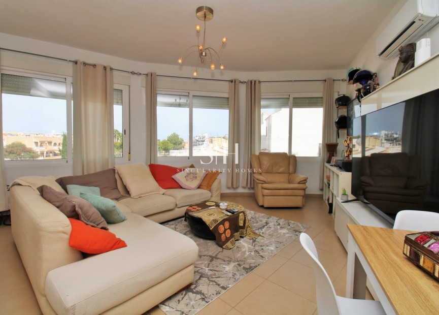 Odsprzedaż - Mieszkanie w bloku - Orihuela Costa - Villamartin