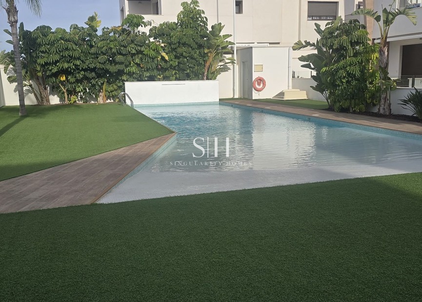 Odsprzedaż - Mieszkanie w bloku - Pilar de la Horadada - Costa Blanca