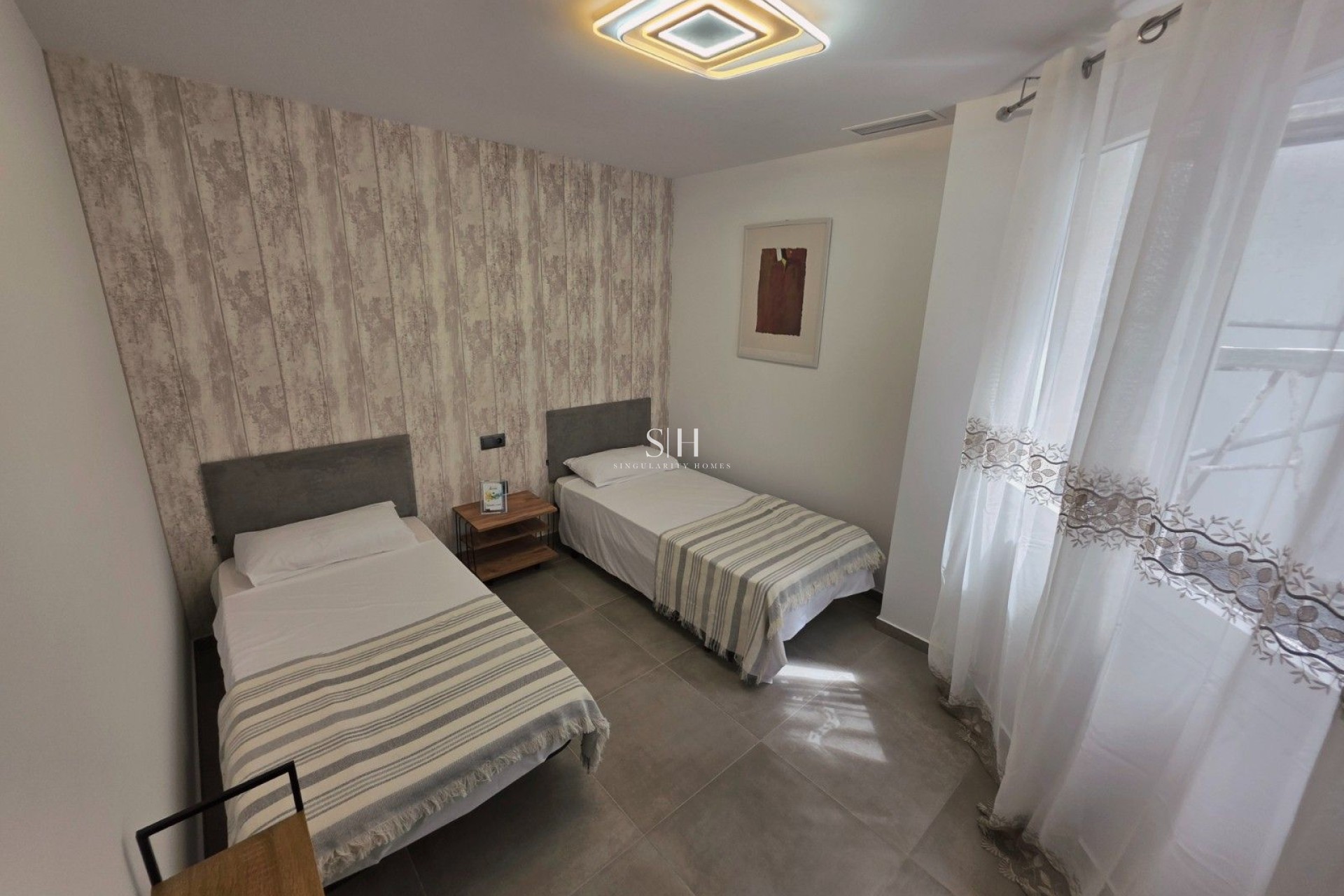 Odsprzedaż - Mieszkanie w bloku - Torrevieja - Centro - Muelle Pesquero